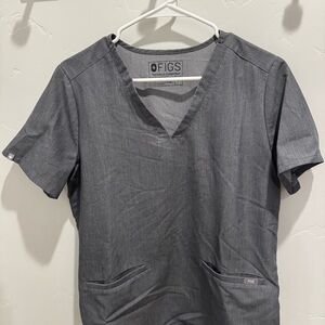 Figs Casma Three Pocket Scrub Top Graphite